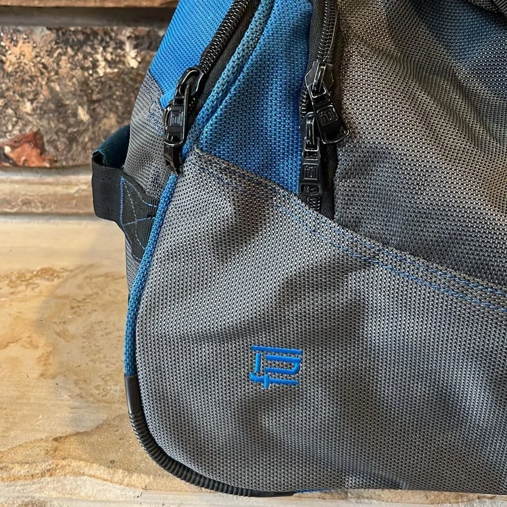 Fūl Blue and Grey Rolling Travel Duffel Bag